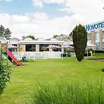 Hotell Novotel Valenciennes 4*