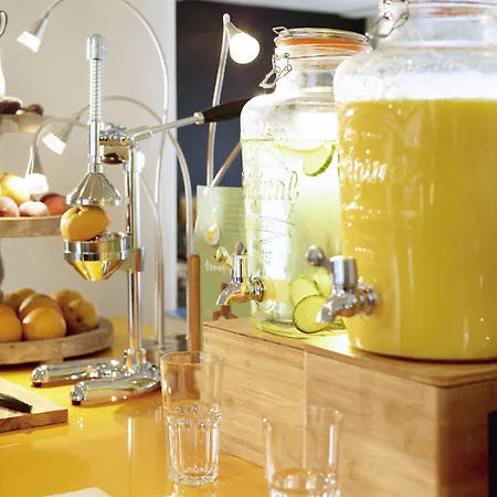 Novotel Valenciennes 4*