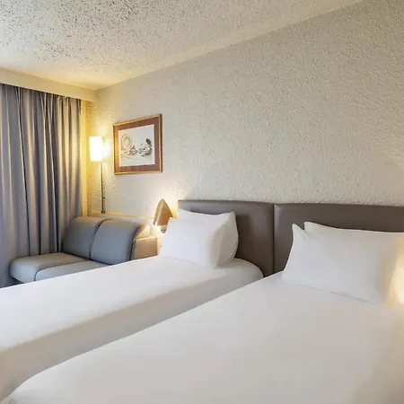 Hotel Novotel Valenciennes 4*