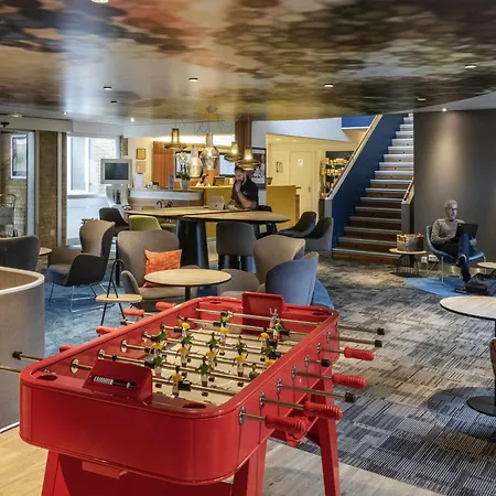 Hotell Novotel Valenciennes