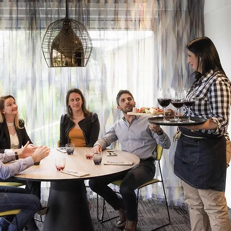 Novotel Valenciennes 4*