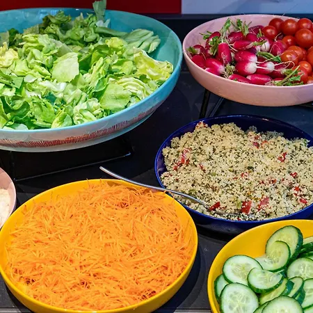 Novotel Valenciennes 4*