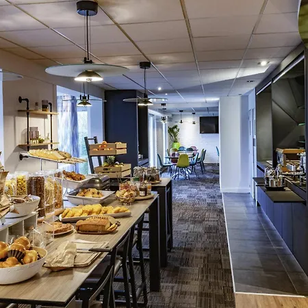 Novotel Valenciennes Hotell