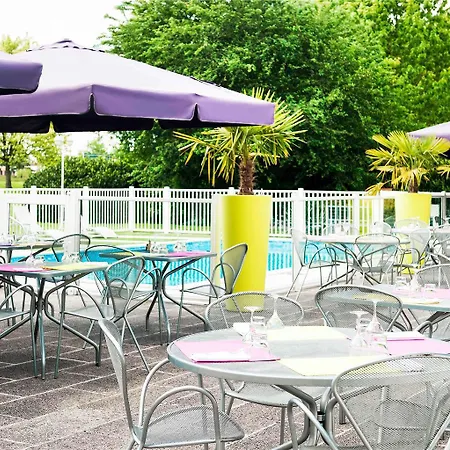 Hotell Novotel Valenciennes 4*