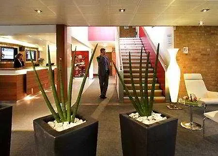 Novotel Valenciennes Ξενοδοχείο Rouvignies
