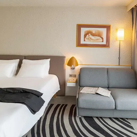 Novotel Valenciennes Hotel