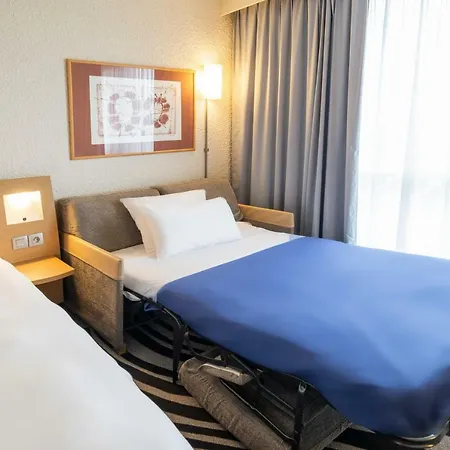 Novotel Valenciennes Hotel Rouvignies