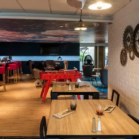 Novotel Valenciennes 4*