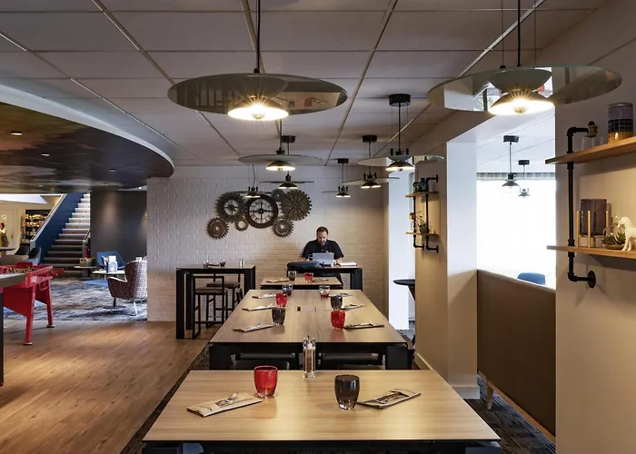 Novotel Valenciennes 4*