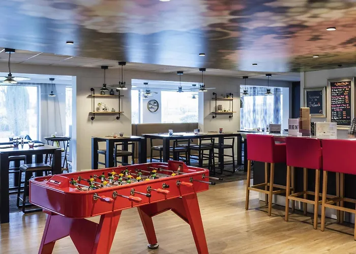 Novotel Valenciennes Hotel 4*