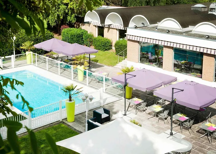 Novotel Valenciennes 4*